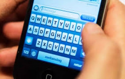 Catatan kecil etika komunikasi dengan dosen melalui telepon genggam